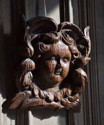 Antyczny drewniany anioł cherubin putto XVII wiek. Pochodzenie: Francja dekoracje meble warszawa kraków poznań łódź gdańsk katowice sklep online